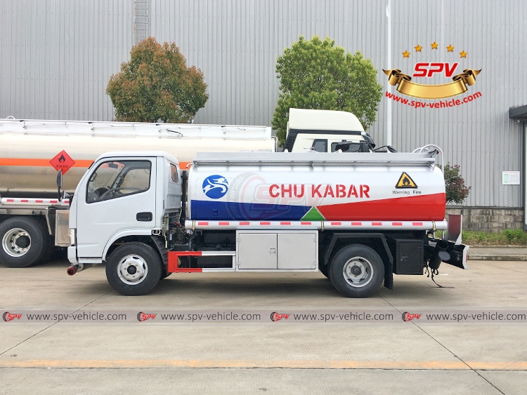 5,000 Litres Oil Tanker Bowser Dongfeng - LS